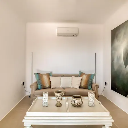 Primrose Parikia (Paros)